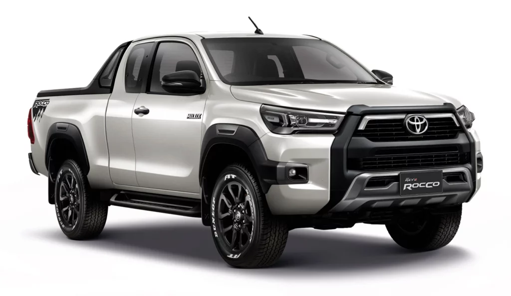 2020-Toyota-Hilux-Revo-Rocco-Thailand-10